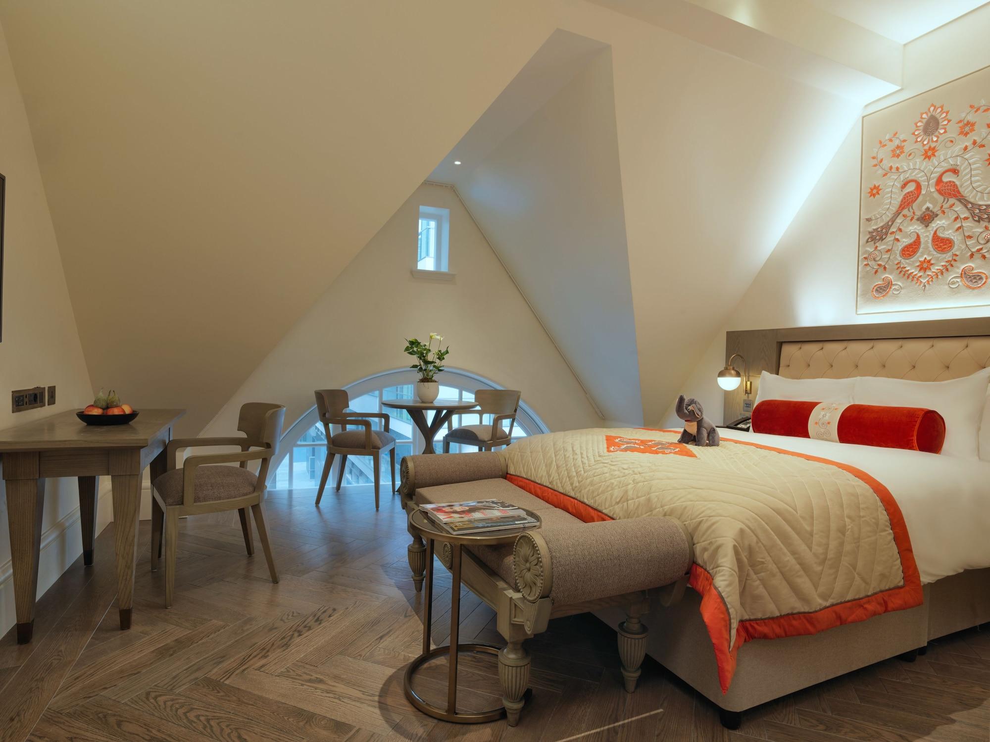 The Lalit London Hotel Quarto foto A room at The Ivy Collection